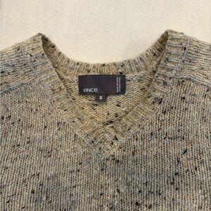 Vince Men's V-Neck Speckled Beige Sweater